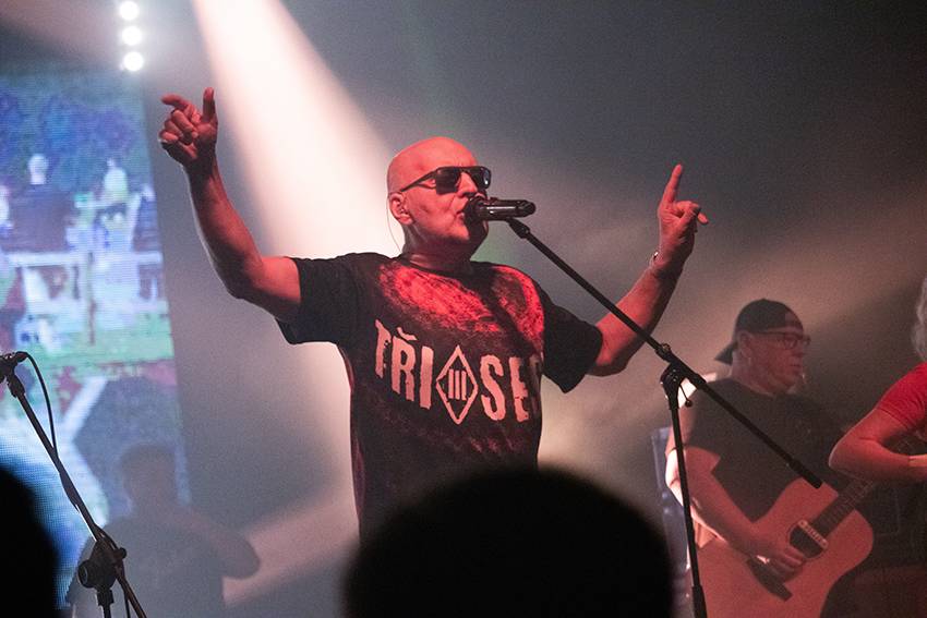 Vypsaná fiXa oslavila v Českých Budějovicích třicet let na scéně, nechyběly u toho Tři sestry