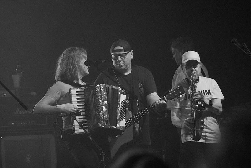 Vypsaná fiXa oslavila v Českých Budějovicích třicet let na scéně, nechyběly u toho Tři sestry