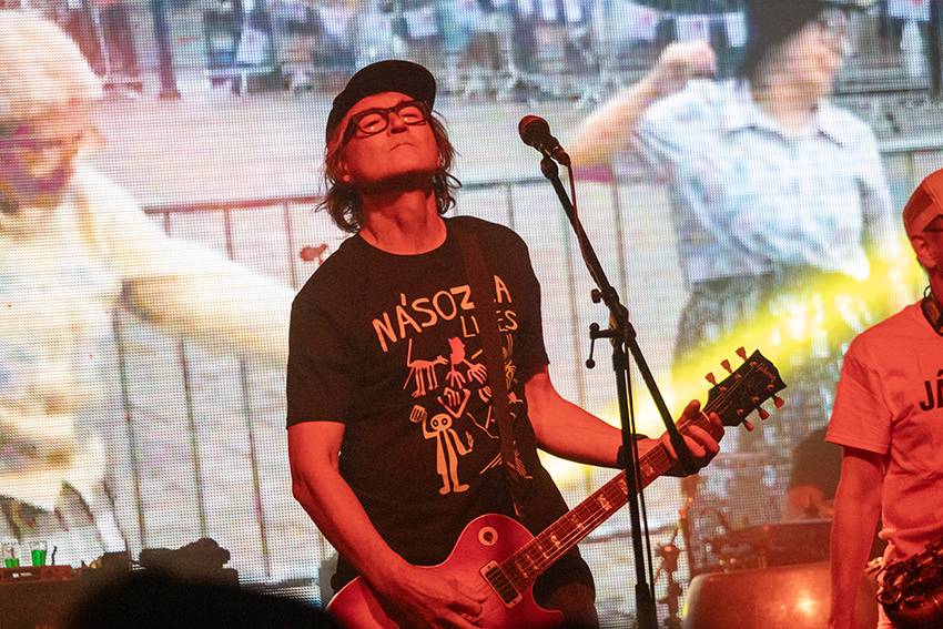 Vypsaná fiXa oslavila v Českých Budějovicích třicet let na scéně, nechyběly u toho Tři sestry