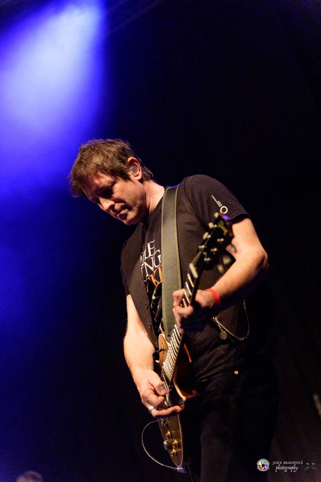 Britští Kosheen přivezli do Plzně energií nabitou show