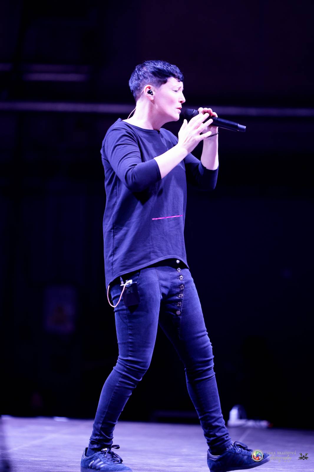 Britští Kosheen přivezli do Plzně energií nabitou show