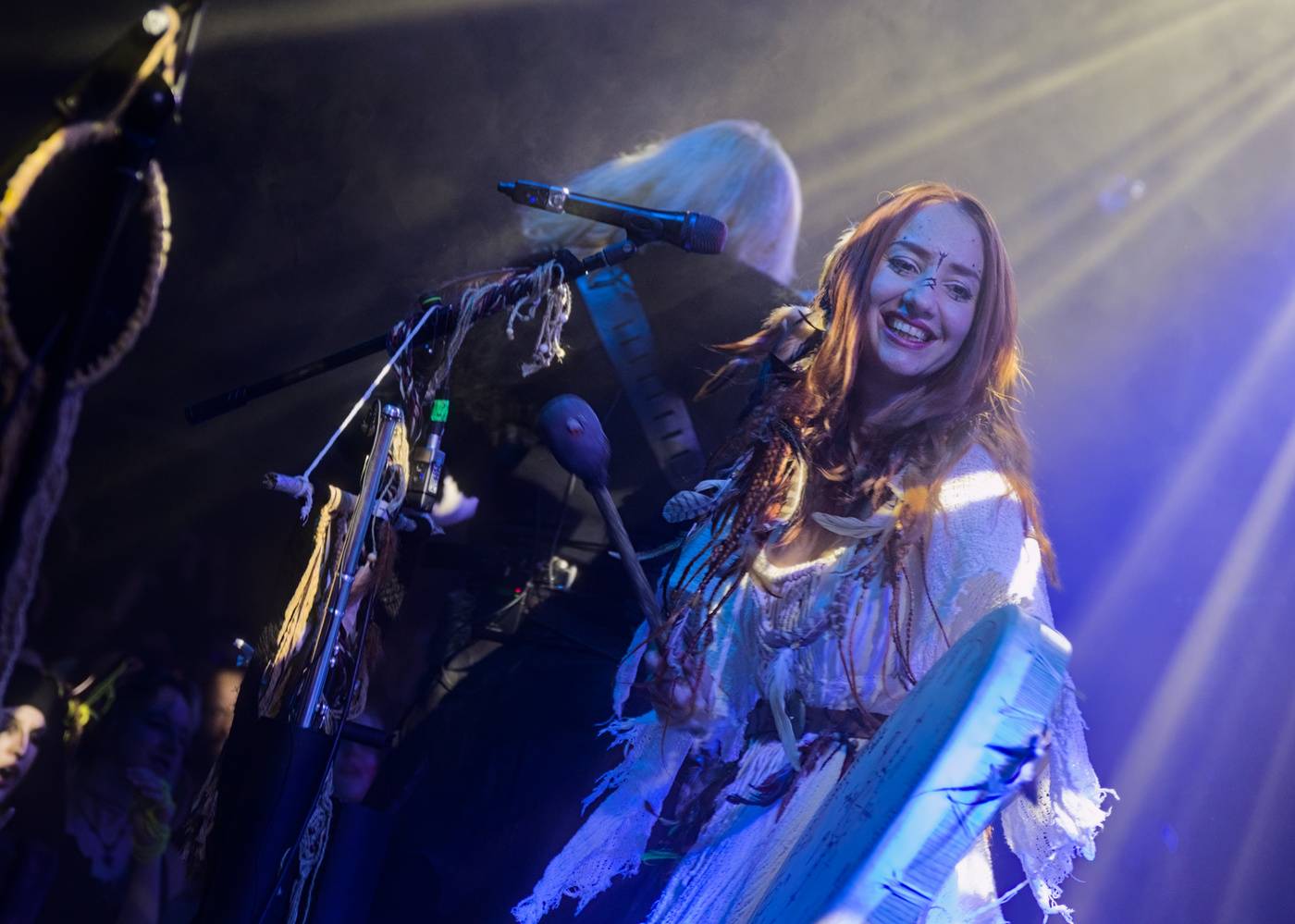 Pohanská hudba zněla Lucerna Music Barem, vystoupili Deloraine s hosty Žniwa a Eihwar