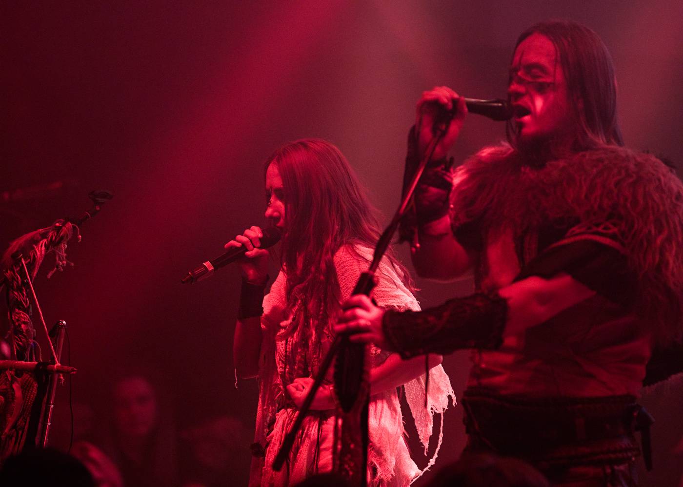 Pohanská hudba zněla Lucerna Music Barem, vystoupili Deloraine s hosty Žniwa a Eihwar