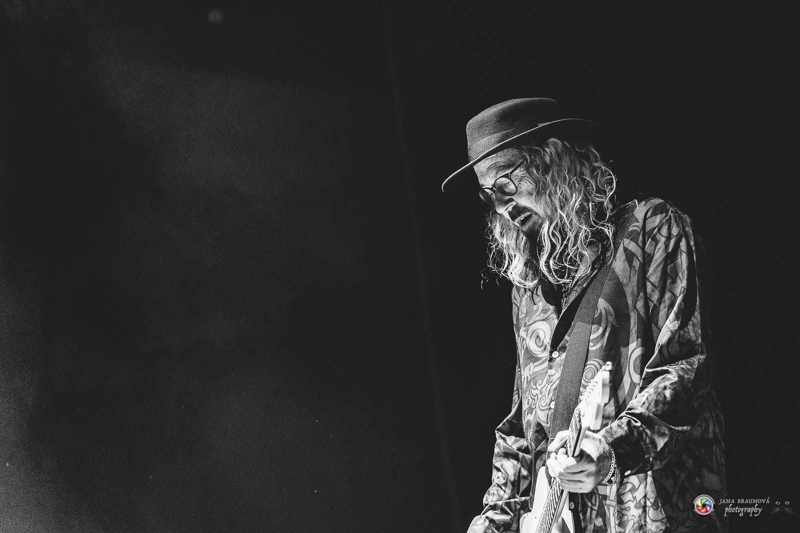 Beth Hart okouzlila Prahu, publikum před ní padalo na kolena