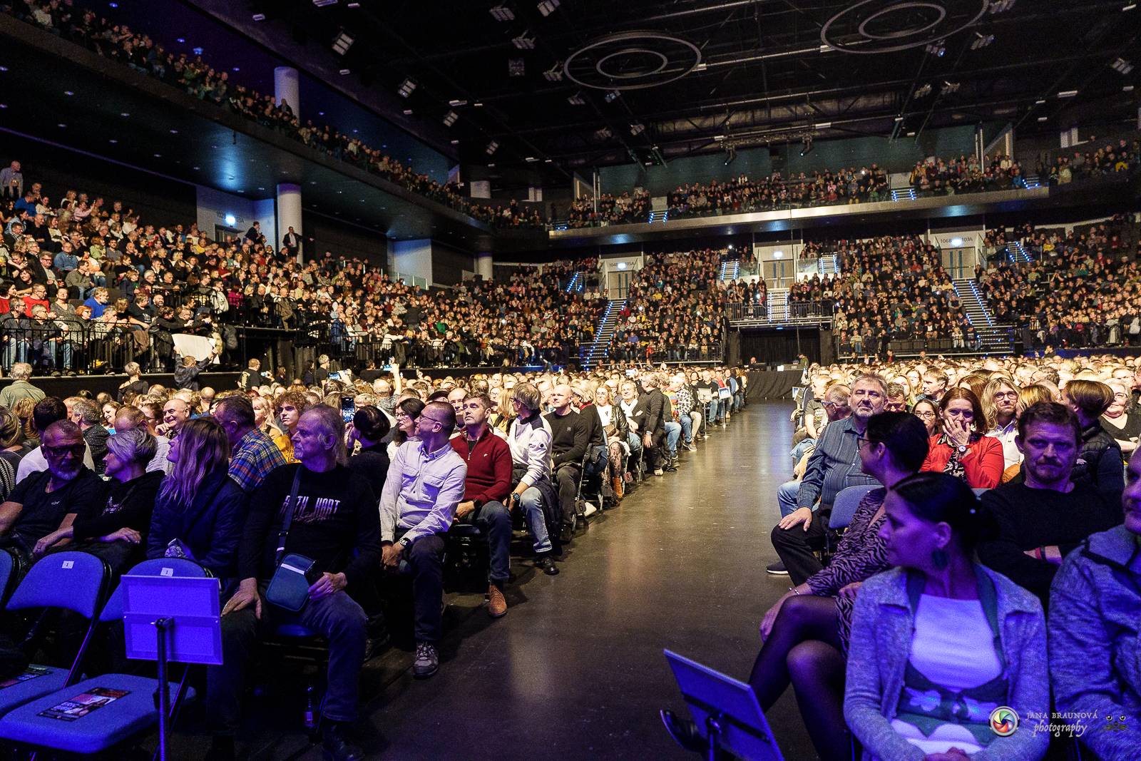 Beth Hart okouzlila Prahu, publikum před ní padalo na kolena