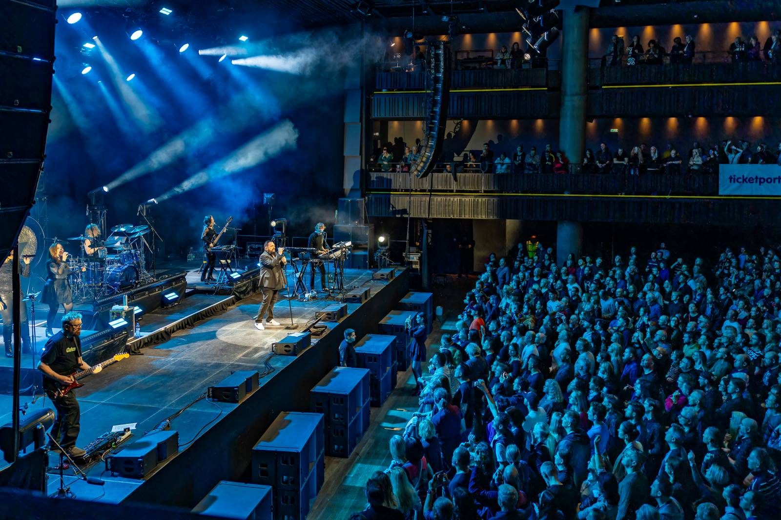 Alphaville vrátili Forum Karlín zpět do osmdesátek, publikum se cítilo Forever Young