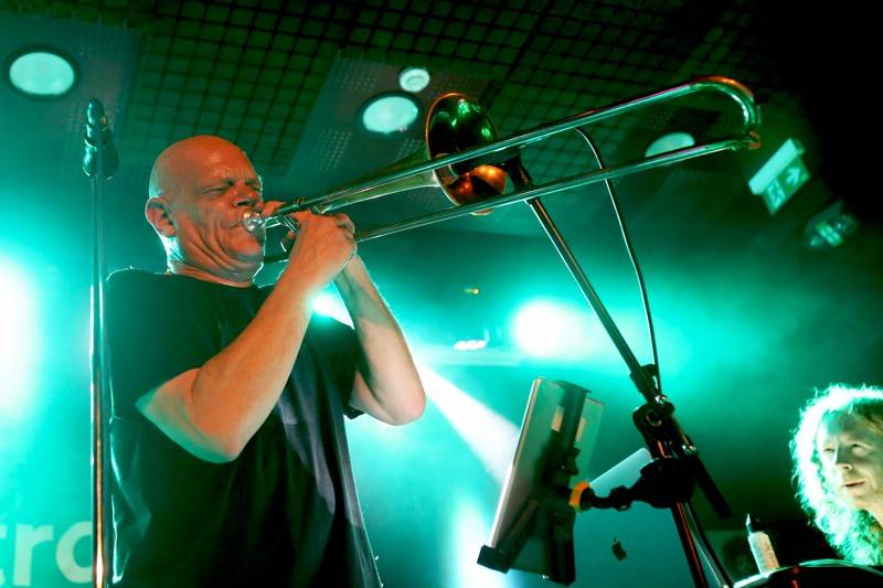 Ashley Slater řádil s Freak Power v brněnském Metru