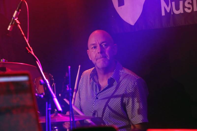 Ashley Slater řádil s Freak Power v brněnském Metru