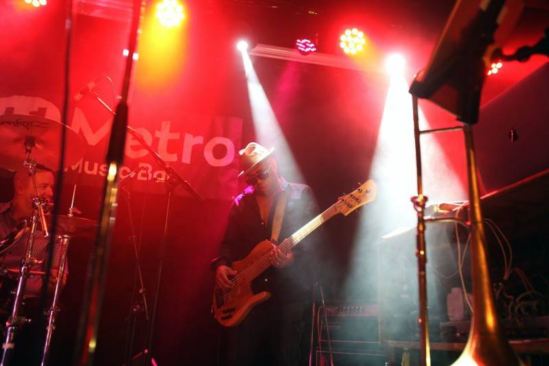 Ashley Slater řádil s Freak Power v brněnském Metru