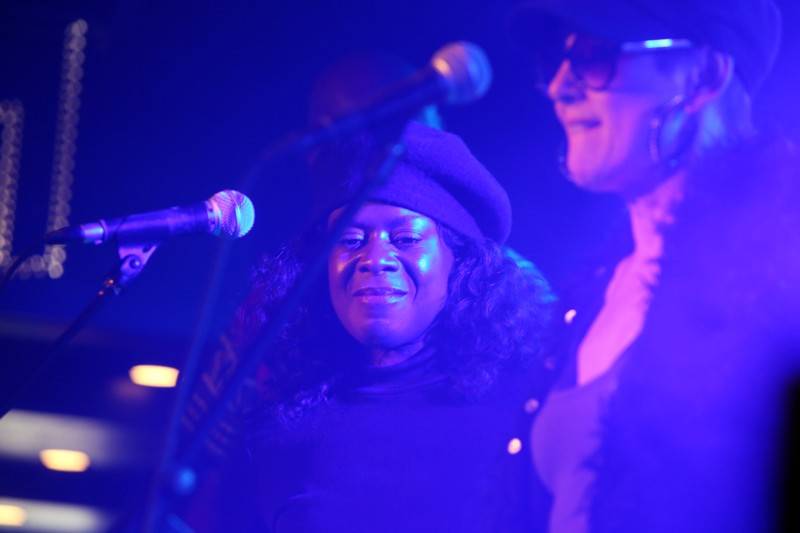 Ashley Slater řádil s Freak Power v brněnském Metru