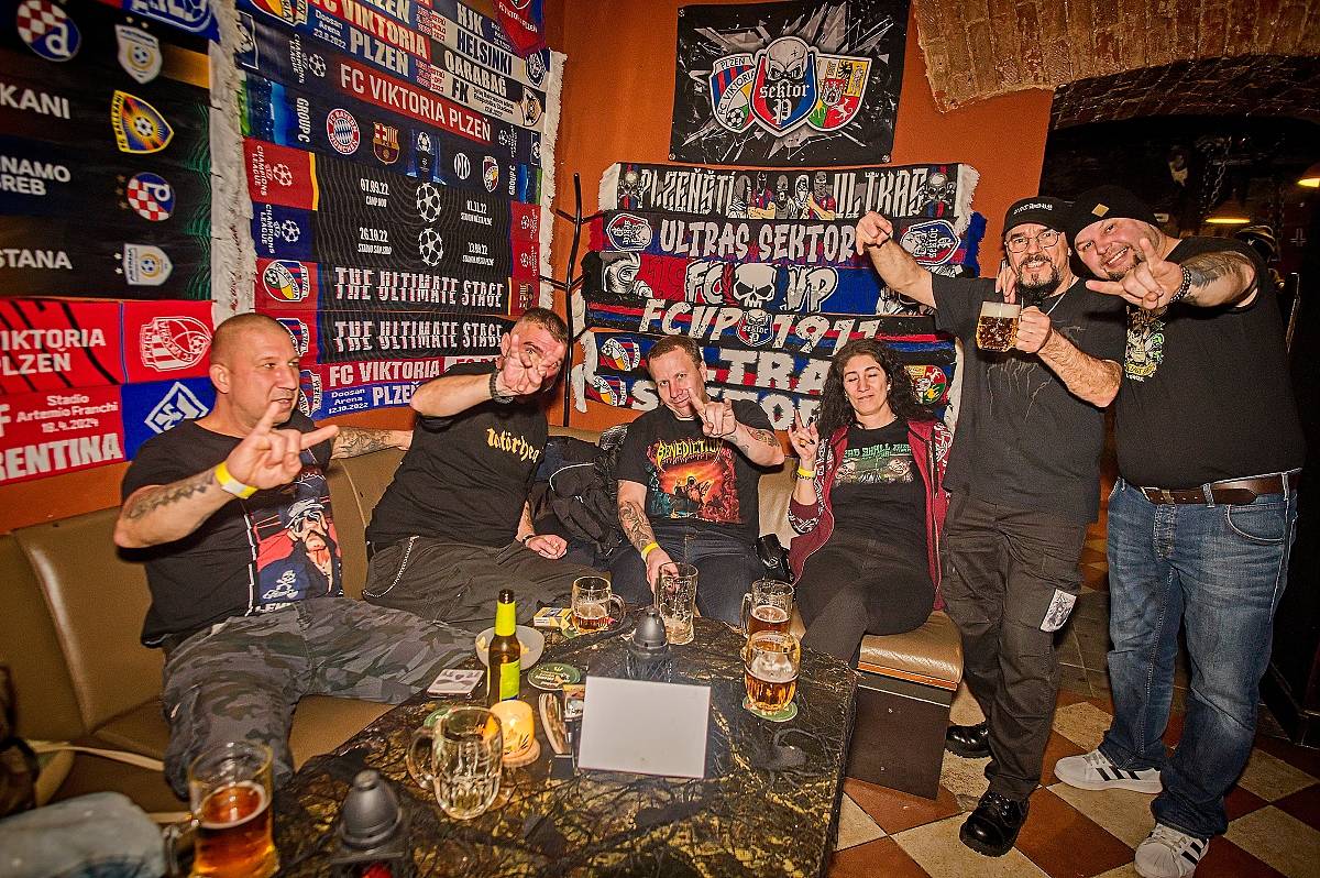 Psora, Neurotic Machinery, Aggressive Tyrants a In the Abyss rozjeli v plzeňském Parlamentu divoký večírek