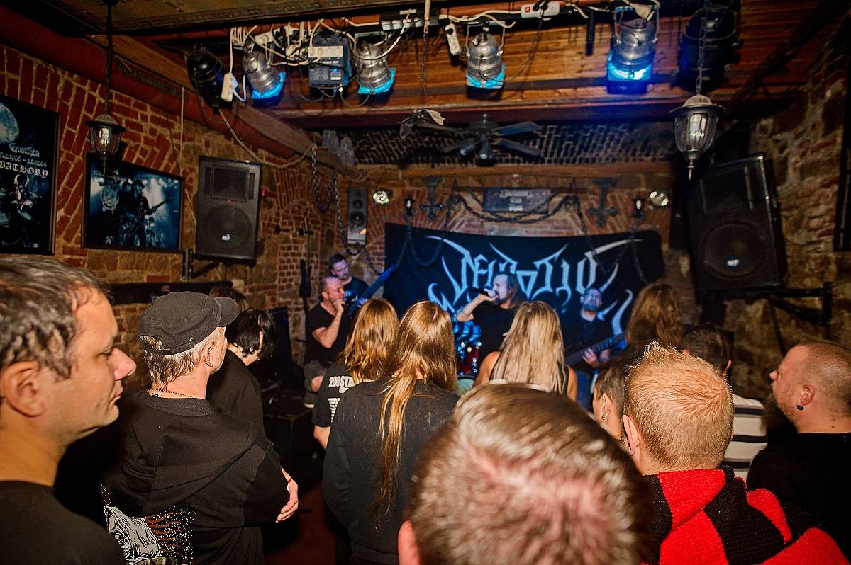 Psora, Neurotic Machinery, Aggressive Tyrants a In the Abyss rozjeli v plzeňském Parlamentu divoký večírek