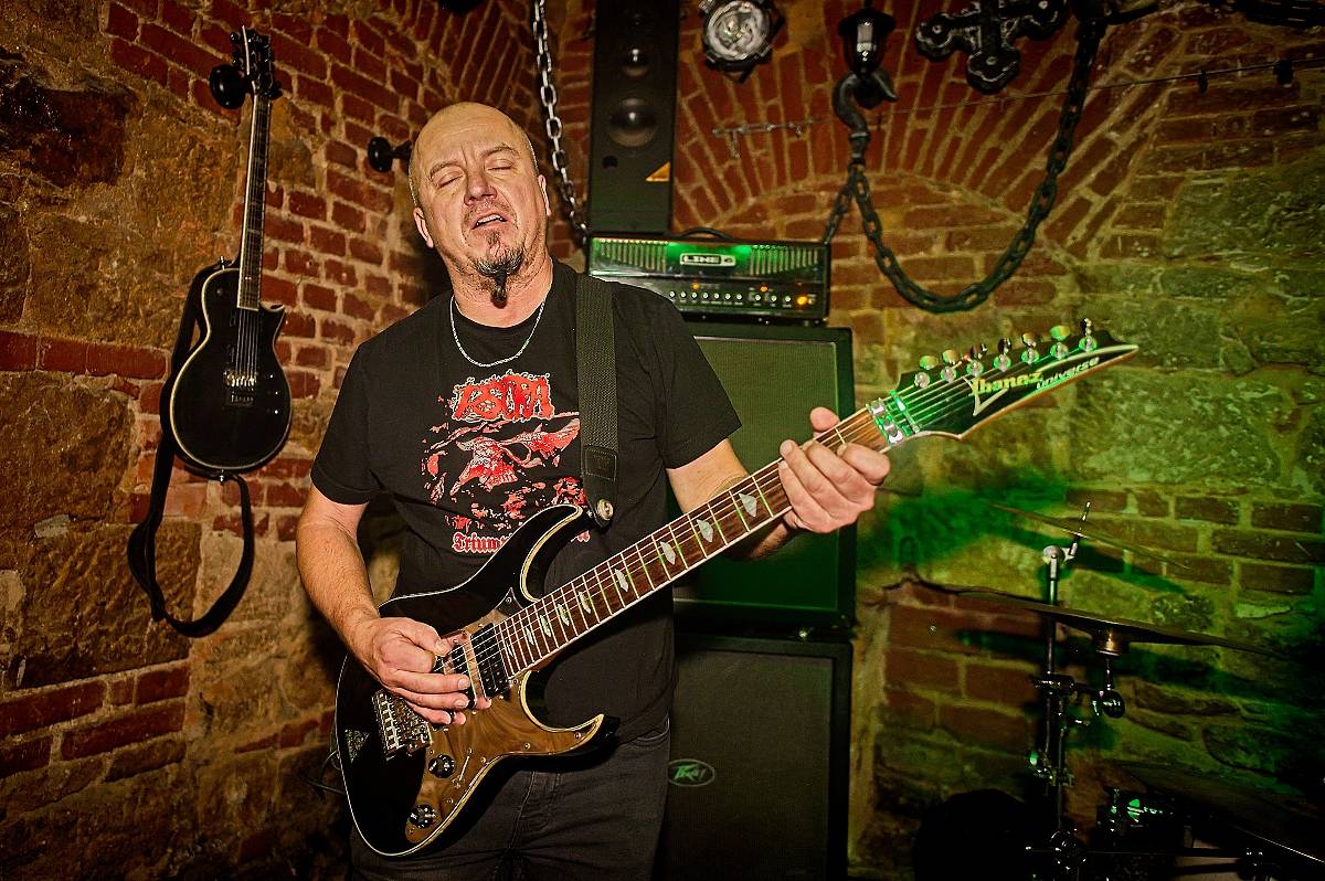 Psora, Neurotic Machinery, Aggressive Tyrants a In the Abyss rozjeli v plzeňském Parlamentu divoký večírek