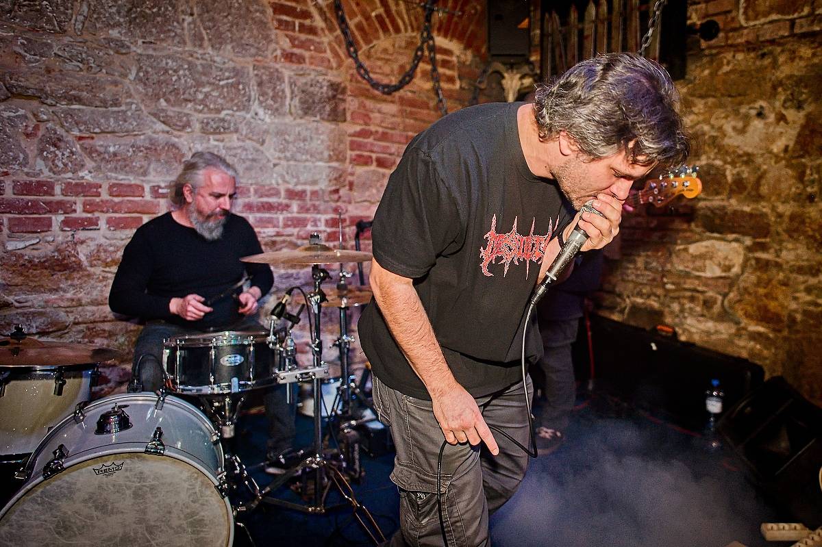 Psora, Neurotic Machinery, Aggressive Tyrants a In the Abyss rozjeli v plzeňském Parlamentu divoký večírek