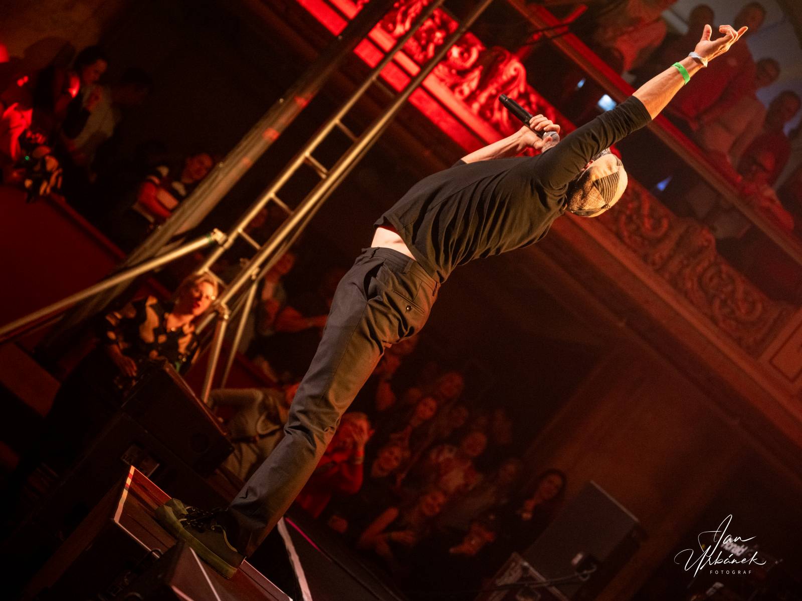 J.A.R. oslavili 35 let na scéně energickou show v pražské Lucerně