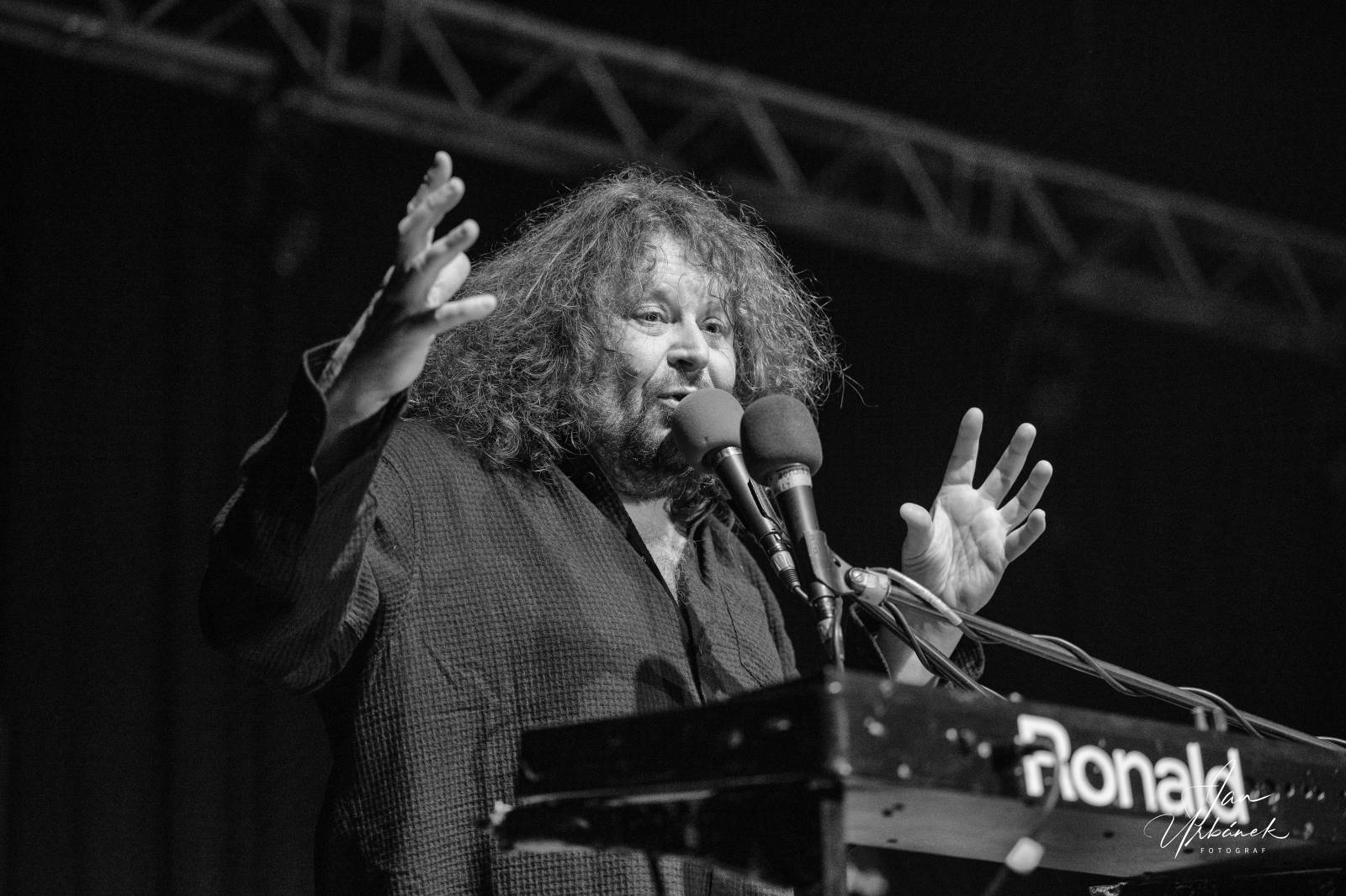 J.A.R. oslavili 35 let na scéně energickou show v pražské Lucerně