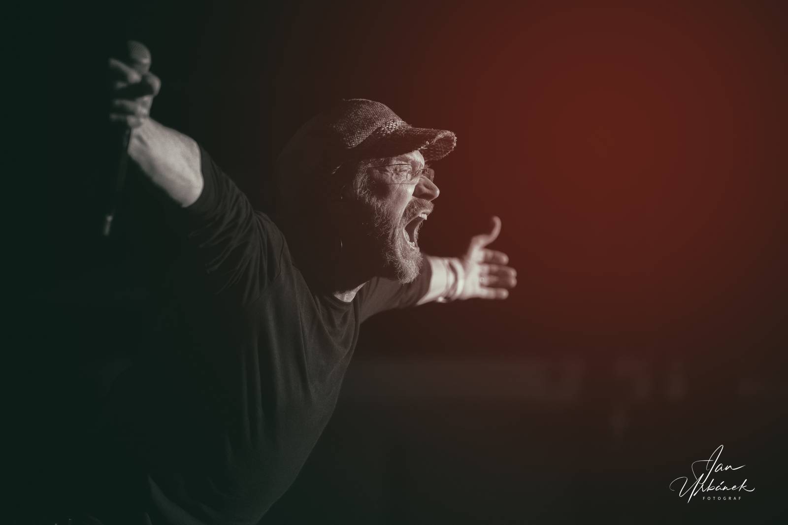 J.A.R. oslavili 35 let na scéně energickou show v pražské Lucerně