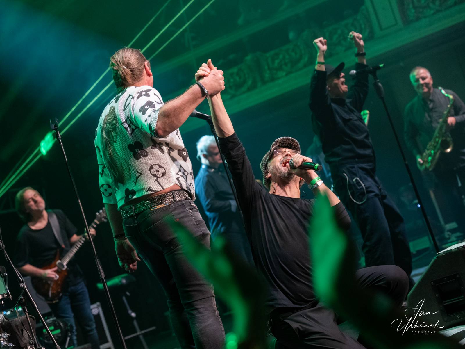 J.A.R. oslavili 35 let na scéně energickou show v pražské Lucerně