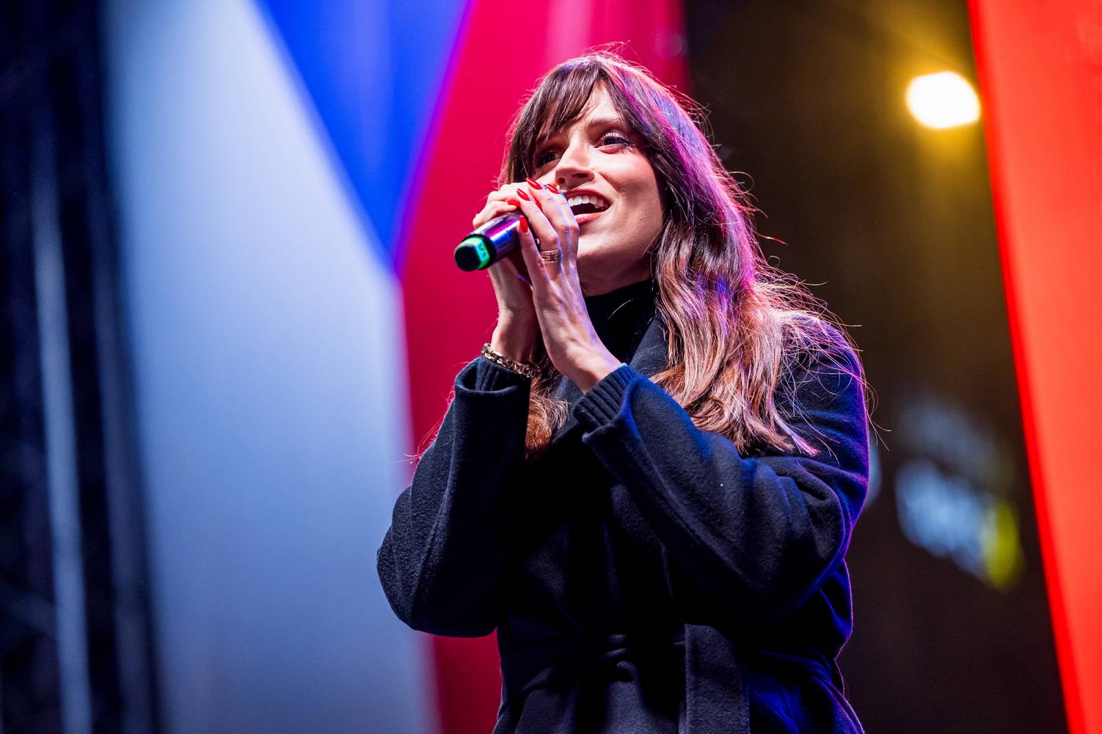 Oslavy sametové revoluce vyvrcholily na Václavském náměstí vystoupeními Davida Kollera, Tata Bojs nebo Ivana Hlase