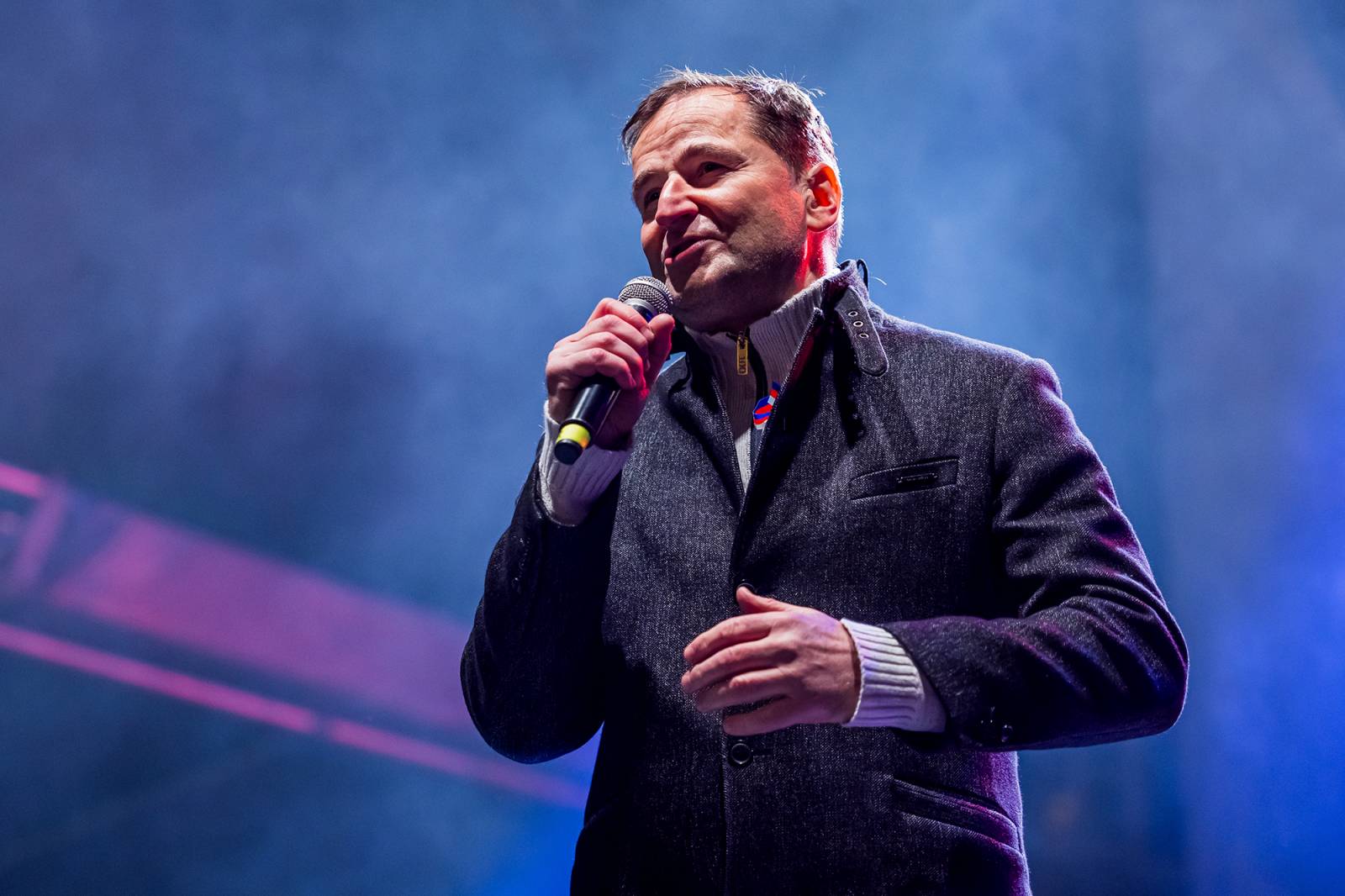 Oslavy sametové revoluce vyvrcholily na Václavském náměstí vystoupeními Davida Kollera, Tata Bojs nebo Ivana Hlase