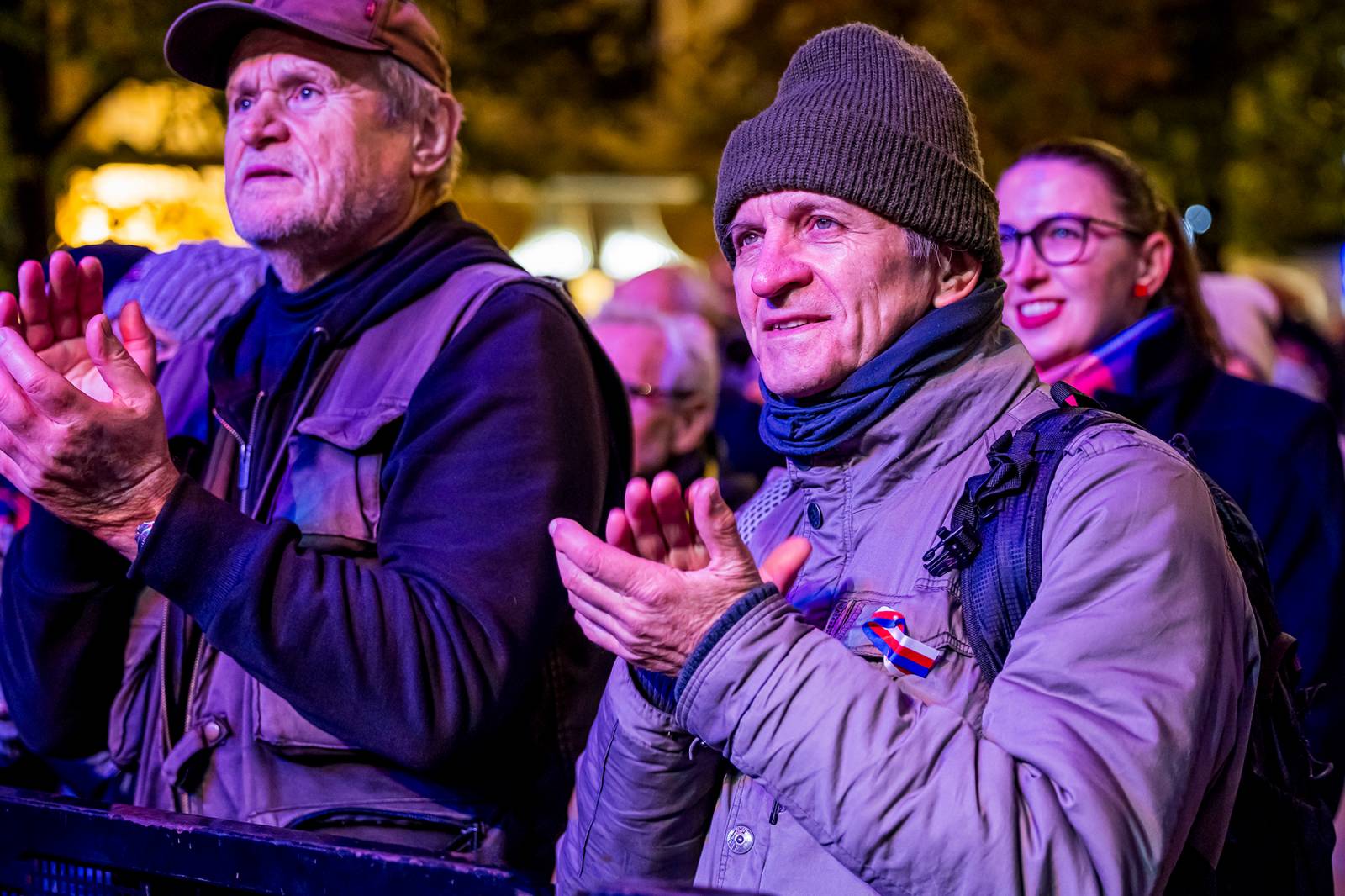 Oslavy sametové revoluce vyvrcholily na Václavském náměstí vystoupeními Davida Kollera, Tata Bojs nebo Ivana Hlase