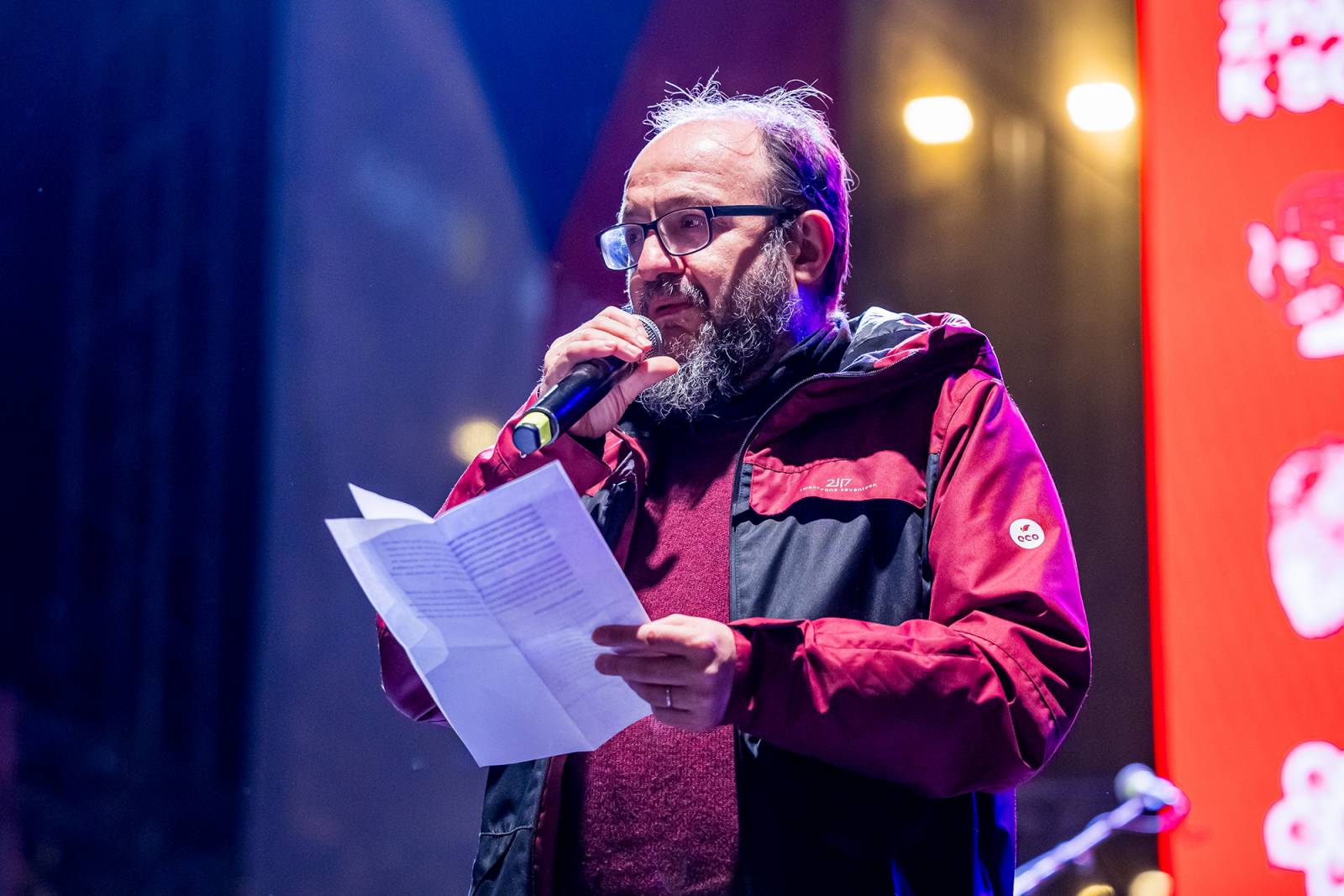 Oslavy sametové revoluce vyvrcholily na Václavském náměstí vystoupeními Davida Kollera, Tata Bojs nebo Ivana Hlase