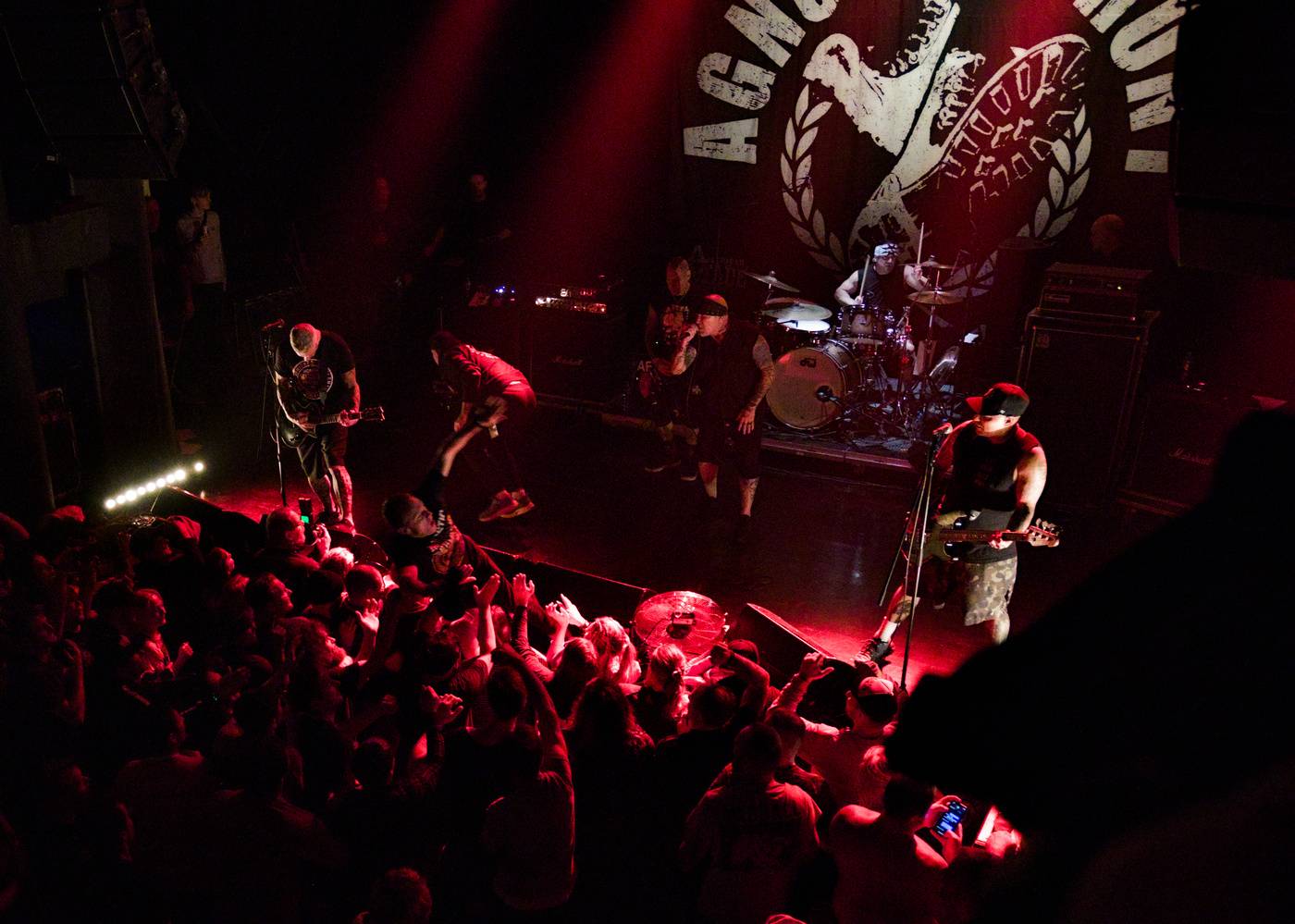 Punková jízda v Praze, v Paláci Akropolis řádili Agnostic Front