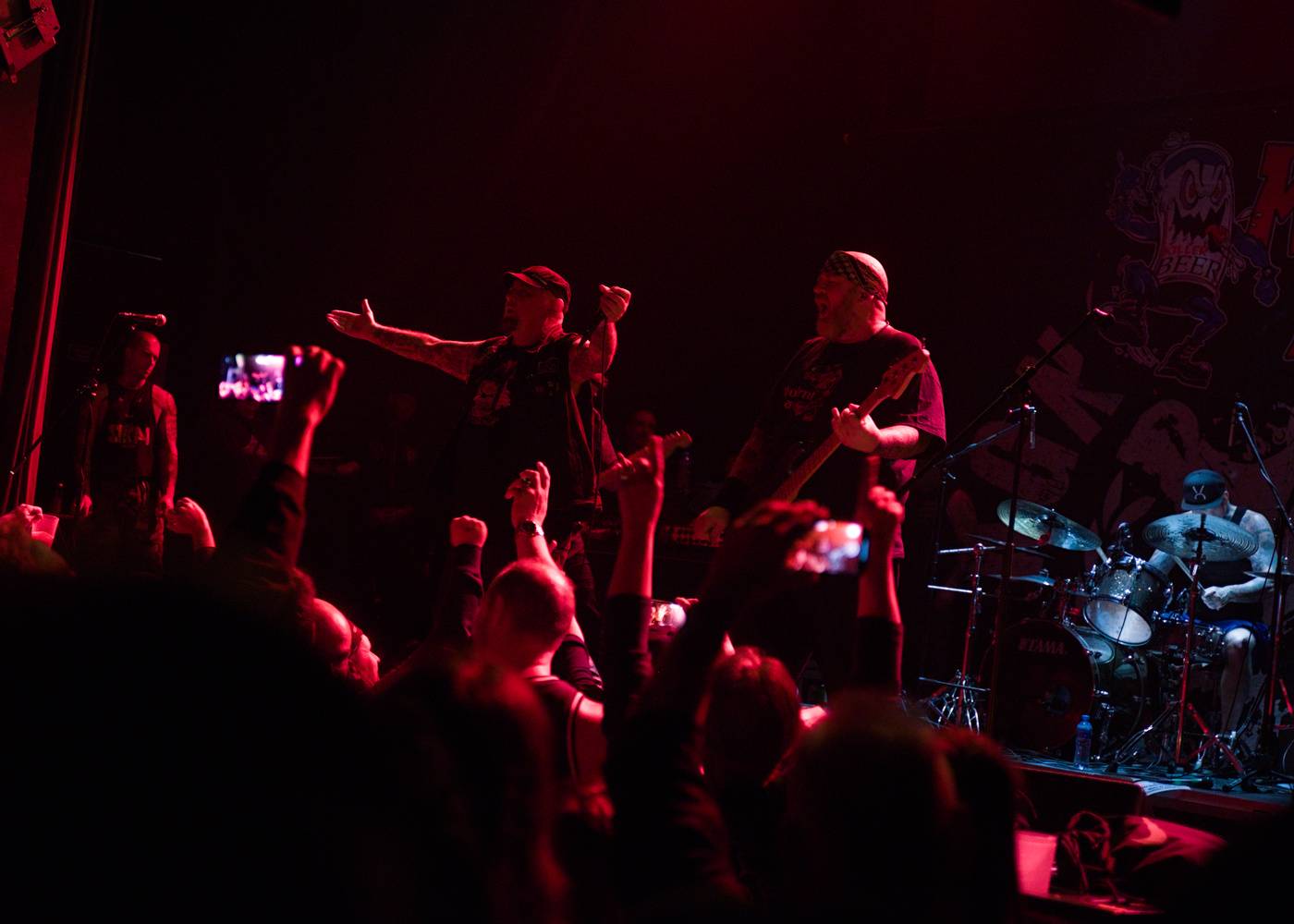 Punková jízda v Praze, v Paláci Akropolis řádili Agnostic Front