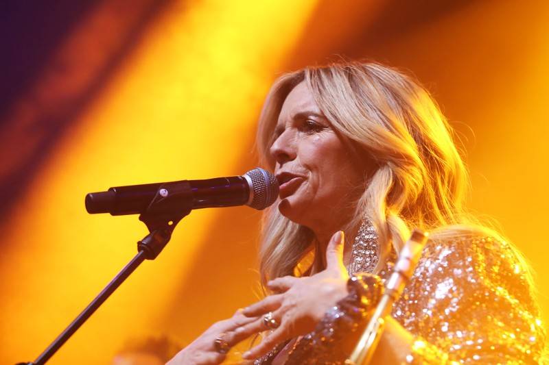 Saxofonová jízda Candy Dulfer. Funky saxy lady pobláznila Bratislavu