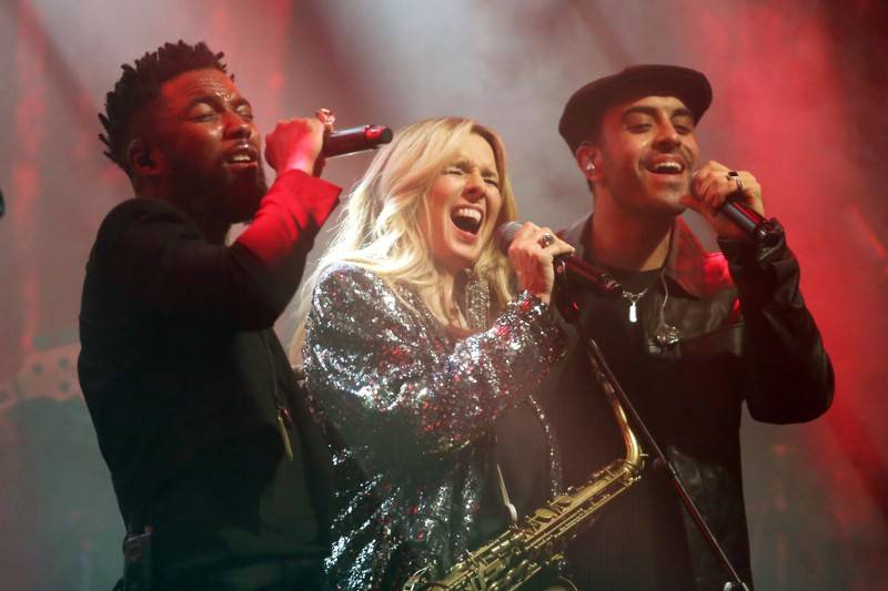 Saxofonová jízda Candy Dulfer. Funky saxy lady pobláznila Bratislavu