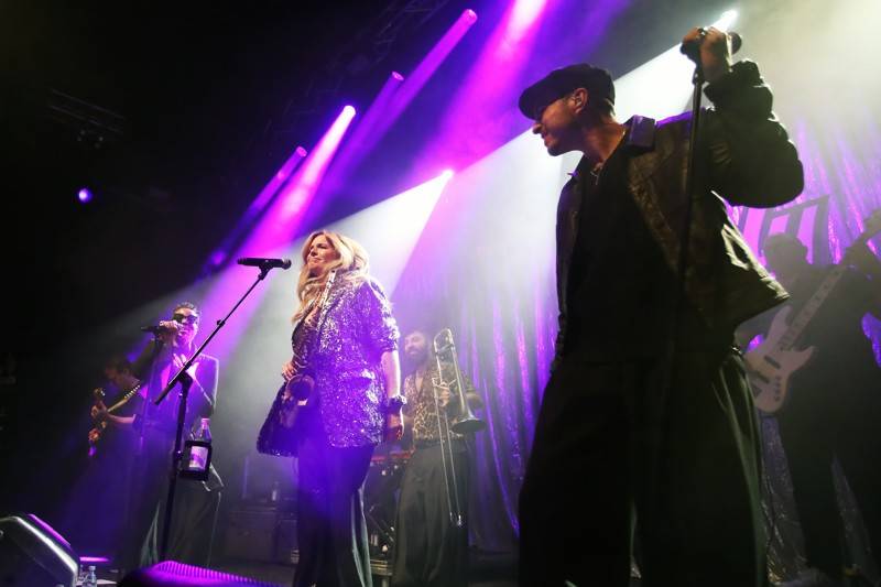 Saxofonová jízda Candy Dulfer. Funky saxy lady pobláznila Bratislavu