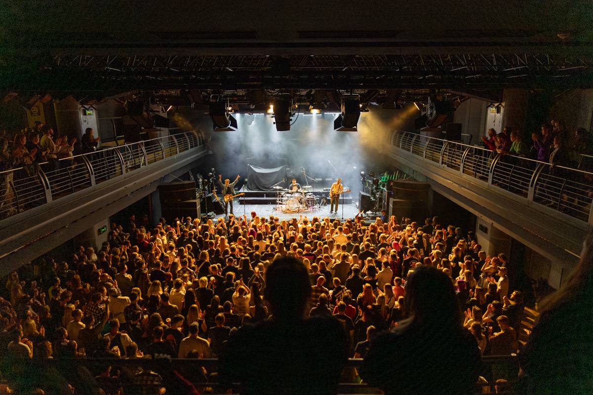 Britští You Me At Six se loučili s českými fanoušky, na posledním turné je doprovází Mouth Culture a The Xcerts