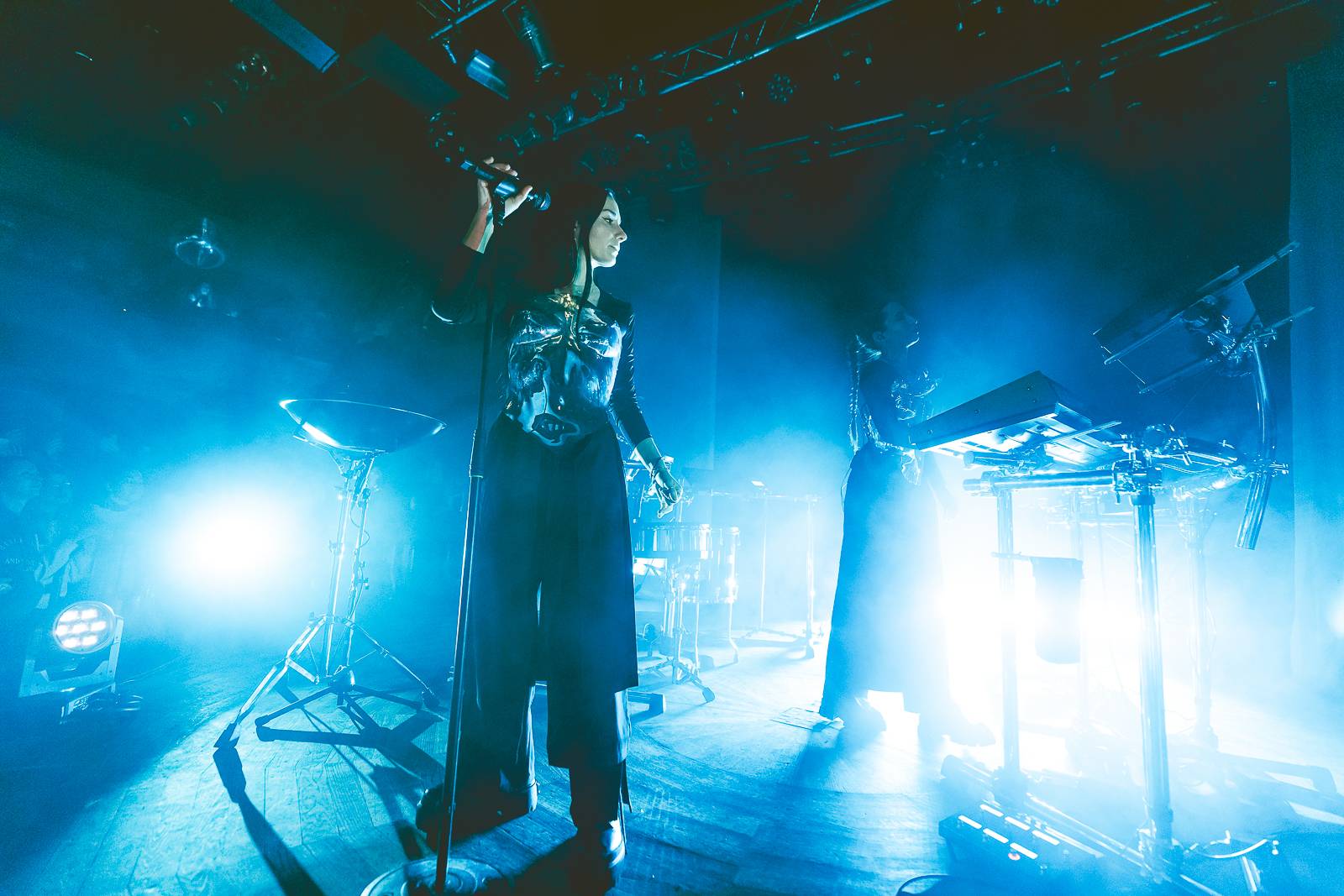 Giolì & Assia bavily vyprodaný Lucerna Music Bar, předskakovala jim Němka Joplyn