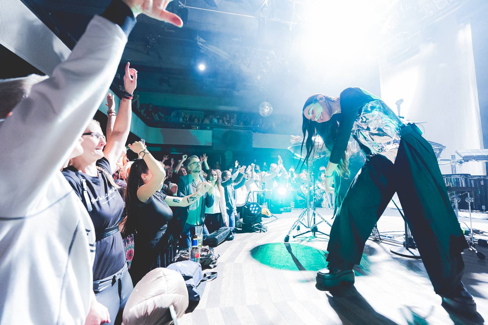 Giolì & Assia bavily vyprodaný Lucerna Music Bar, předskakovala jim Němka Joplyn