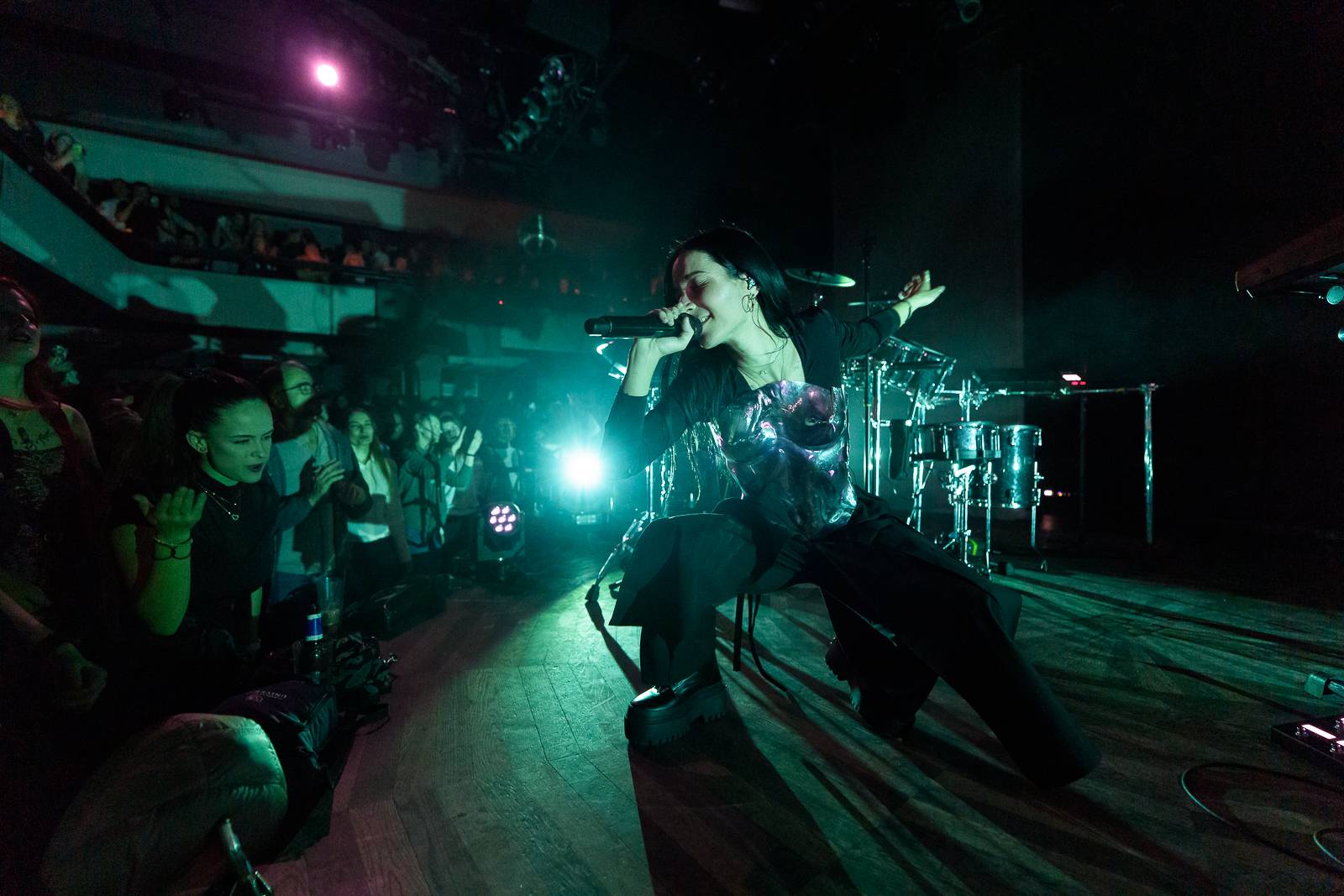 Giolì & Assia bavily vyprodaný Lucerna Music Bar, předskakovala jim Němka Joplyn