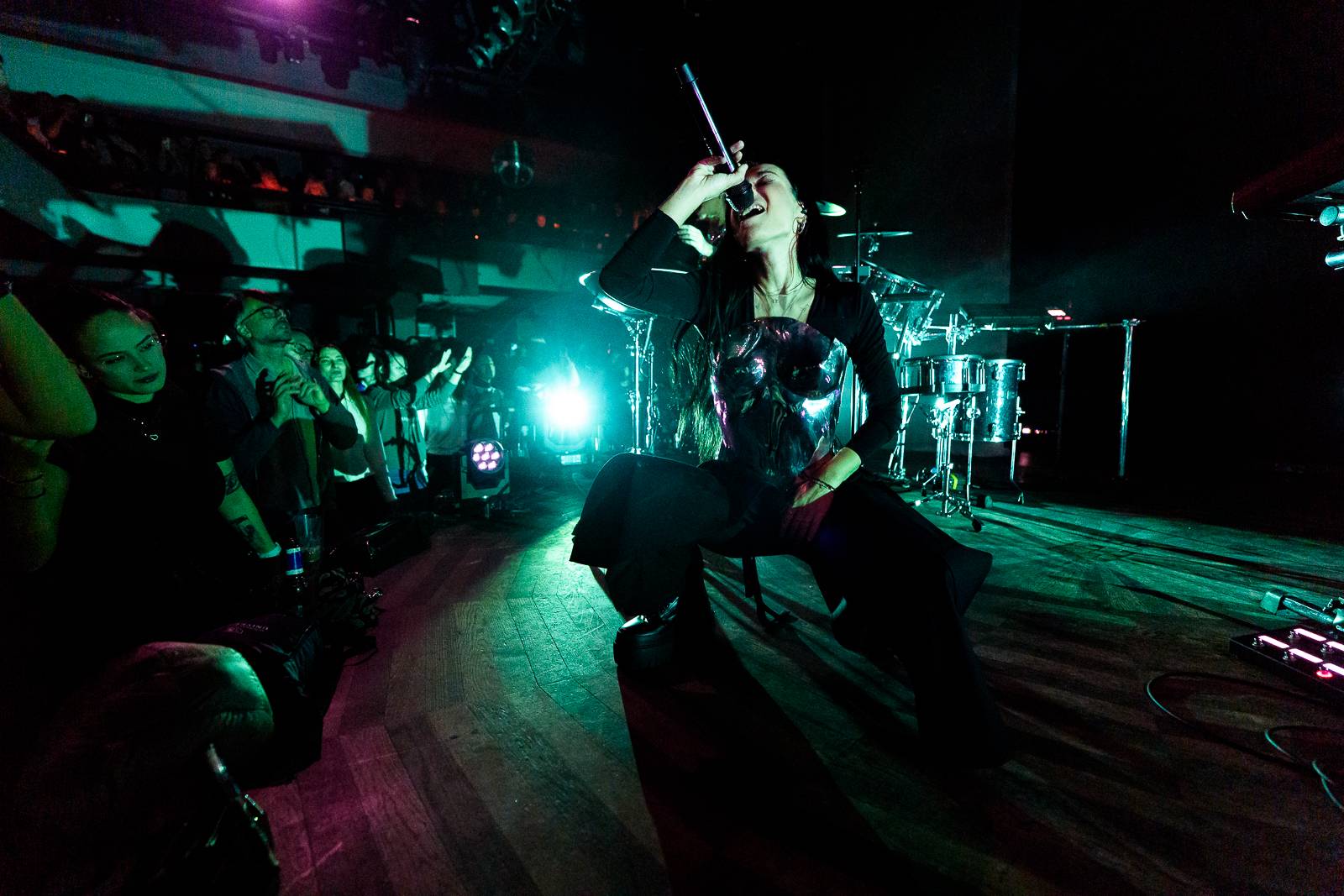 Giolì & Assia bavily vyprodaný Lucerna Music Bar, předskakovala jim Němka Joplyn