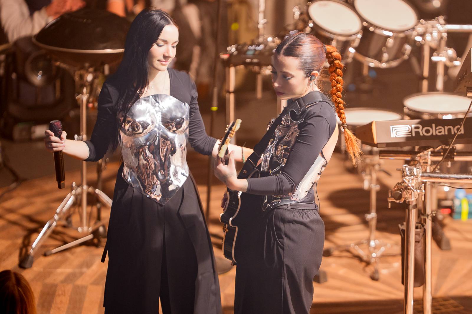 Giolì & Assia bavily vyprodaný Lucerna Music Bar, předskakovala jim Němka Joplyn