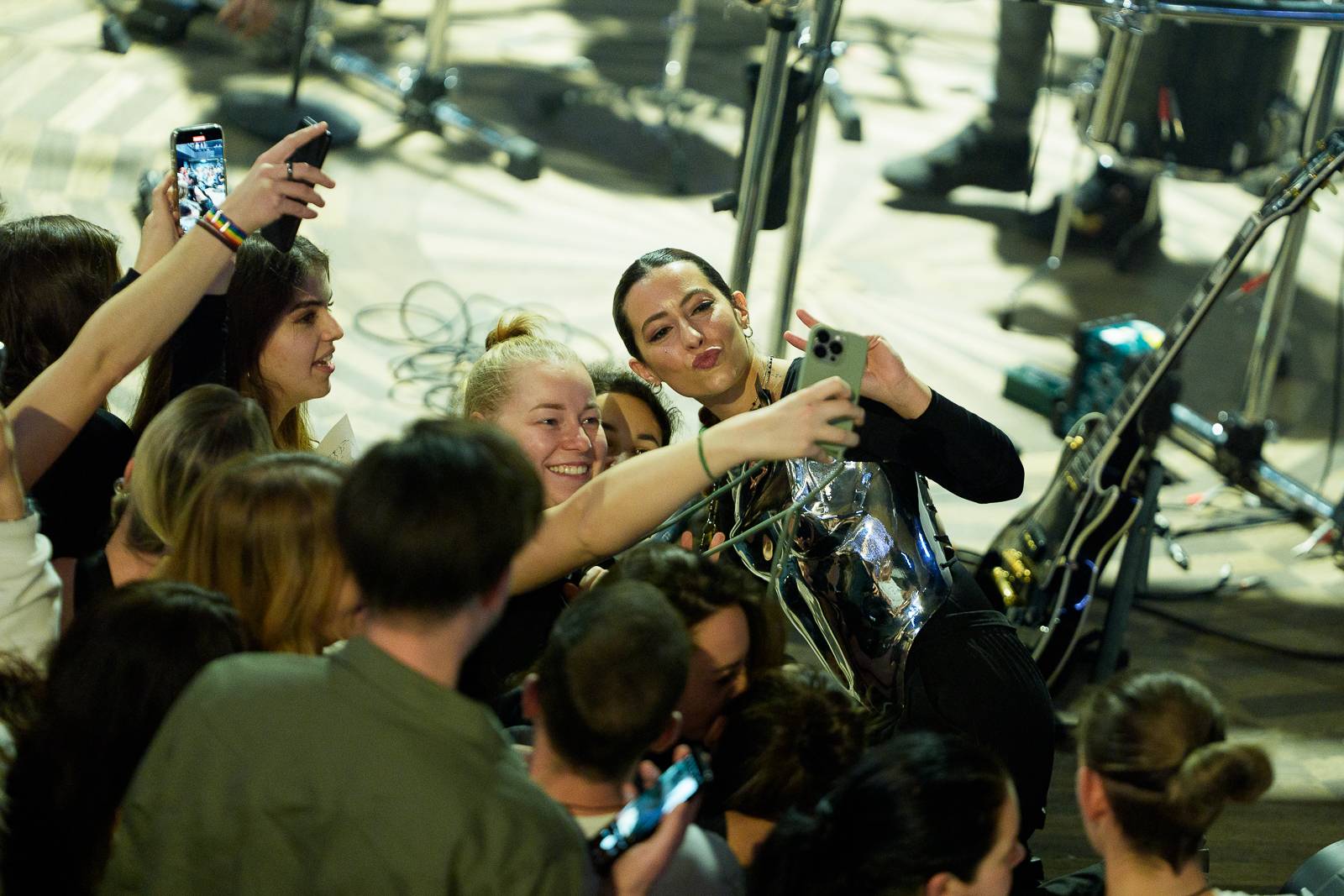 Giolì & Assia bavily vyprodaný Lucerna Music Bar, předskakovala jim Němka Joplyn
