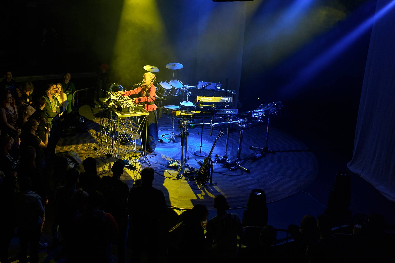 Giolì & Assia bavily vyprodaný Lucerna Music Bar, předskakovala jim Němka Joplyn