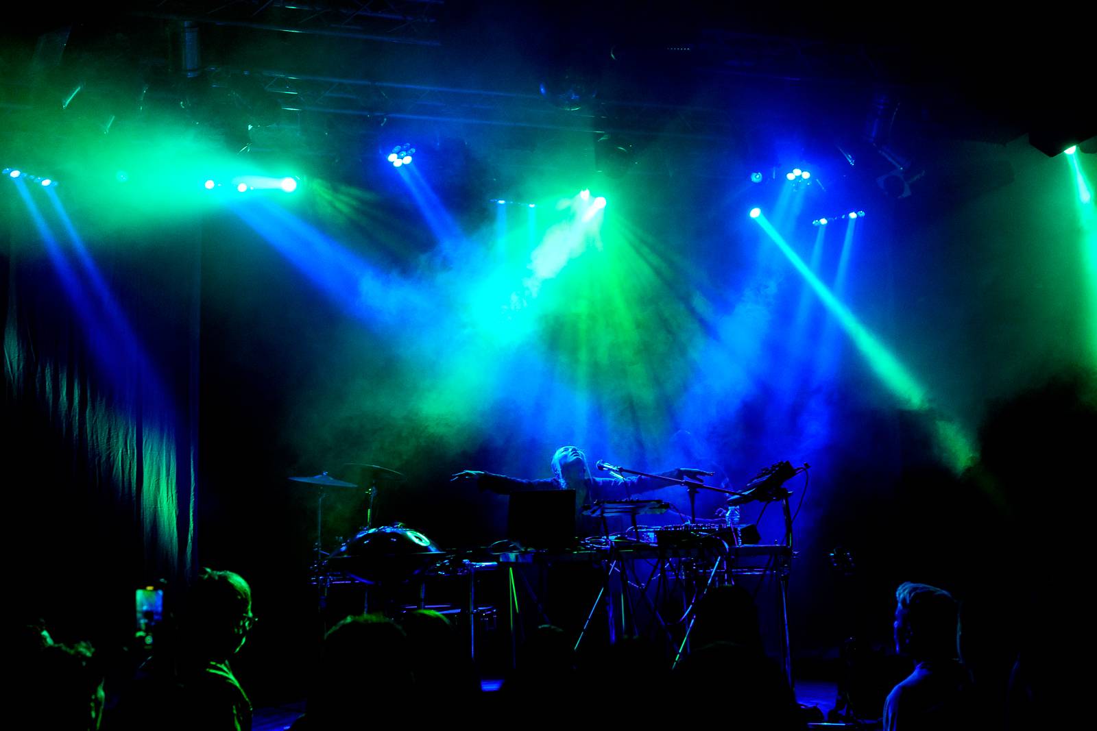 Giolì & Assia bavily vyprodaný Lucerna Music Bar, předskakovala jim Němka Joplyn