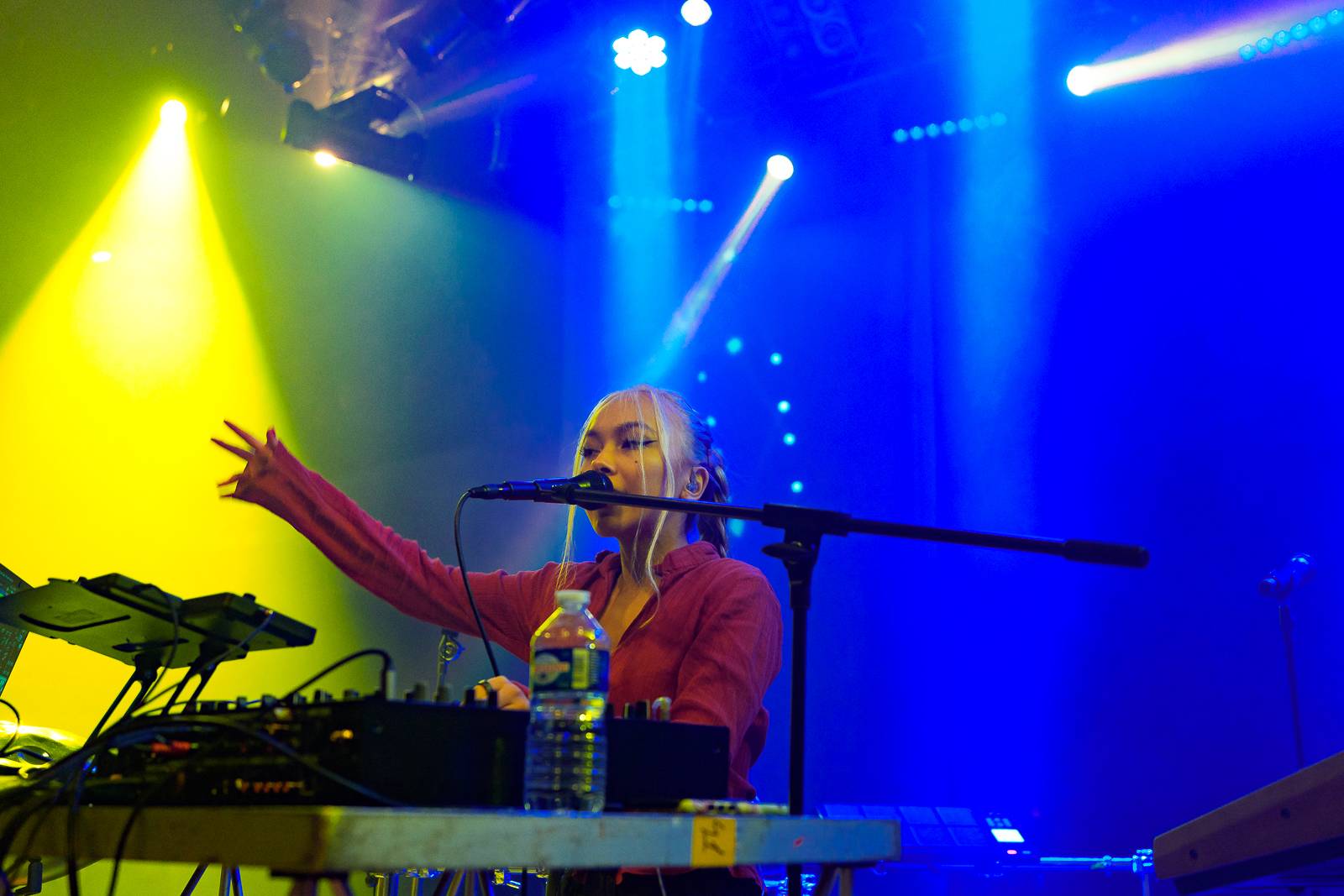 Giolì & Assia bavily vyprodaný Lucerna Music Bar, předskakovala jim Němka Joplyn