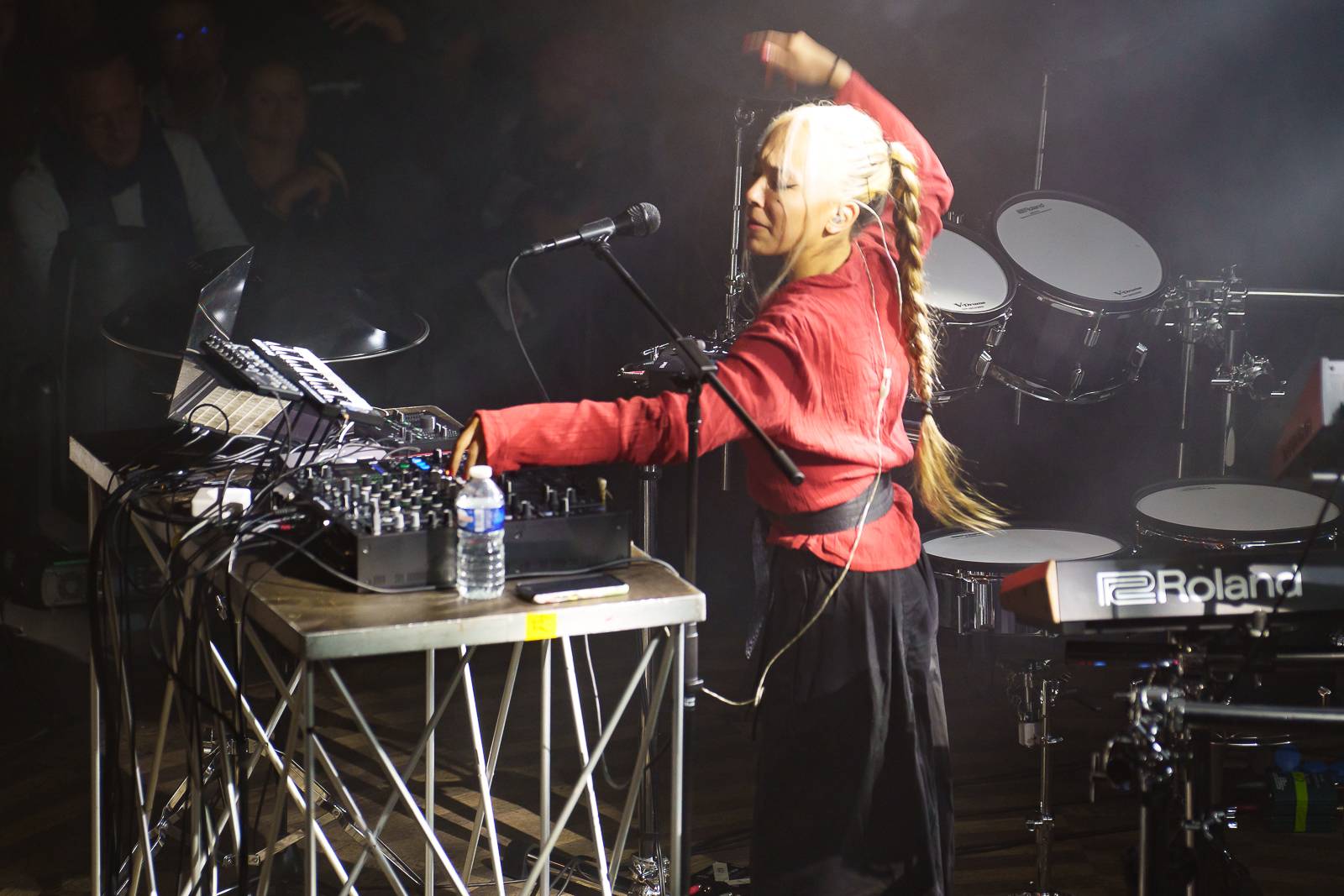 Giolì & Assia bavily vyprodaný Lucerna Music Bar, předskakovala jim Němka Joplyn