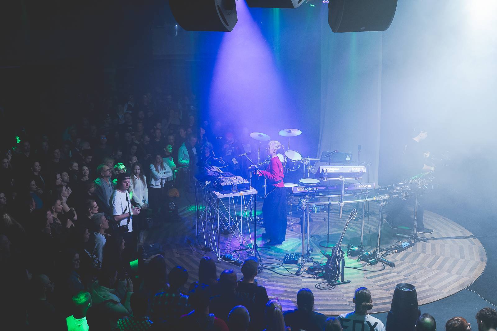 Giolì & Assia bavily vyprodaný Lucerna Music Bar, předskakovala jim Němka Joplyn
