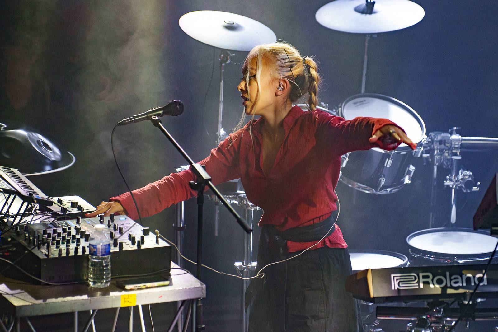 Giolì & Assia bavily vyprodaný Lucerna Music Bar, předskakovala jim Němka Joplyn