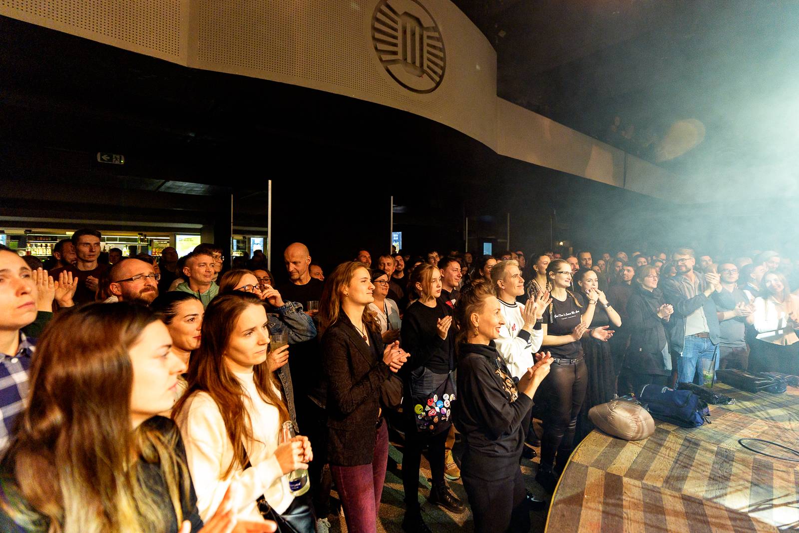 Giolì & Assia bavily vyprodaný Lucerna Music Bar, předskakovala jim Němka Joplyn