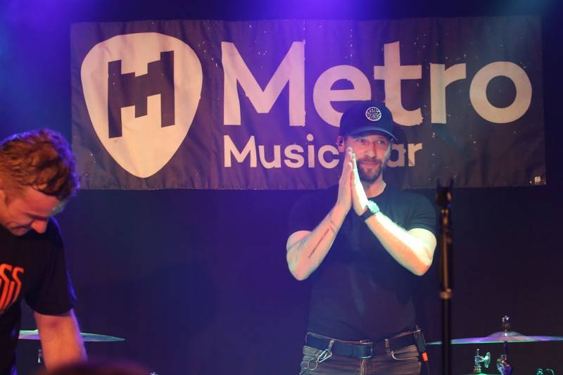 Portless přivezli do Brna nové album Recharged, pokřtily jim ho fanynky