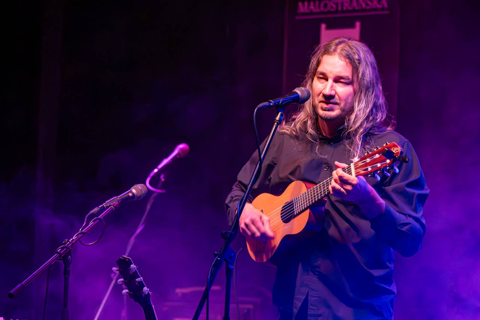 Ondřej Fencl a Hromosvod oslavili v Malostranské besedě třicet let na scéně