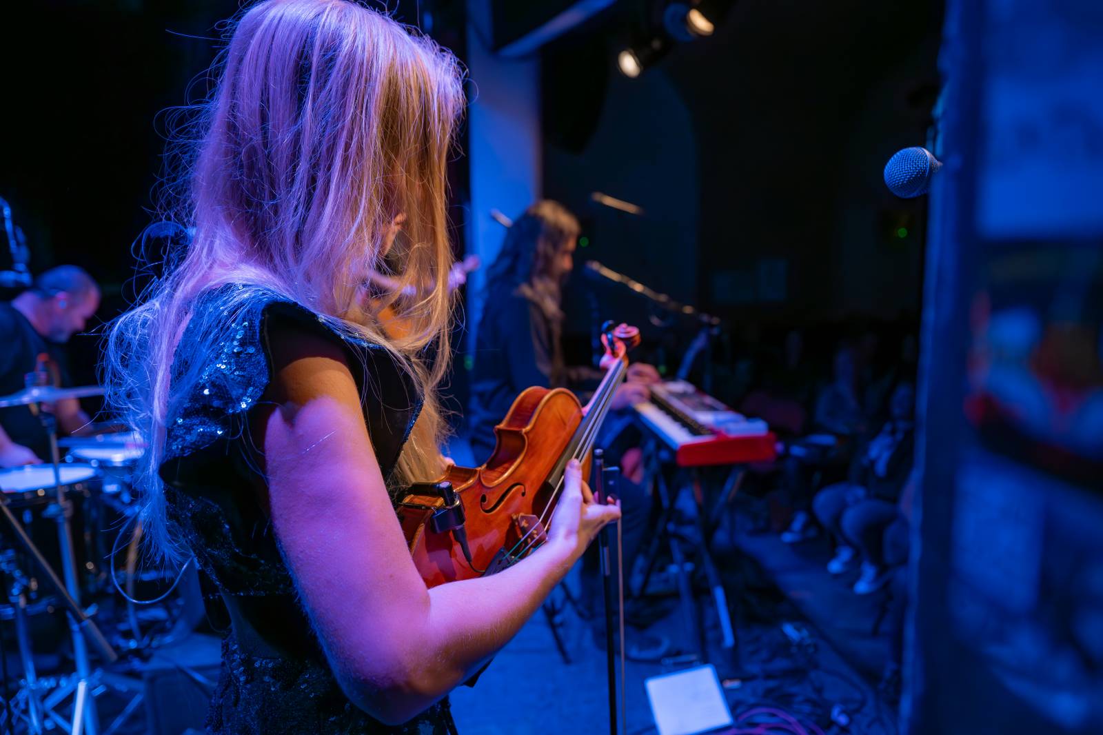 Ondřej Fencl a Hromosvod oslavili v Malostranské besedě třicet let na scéně