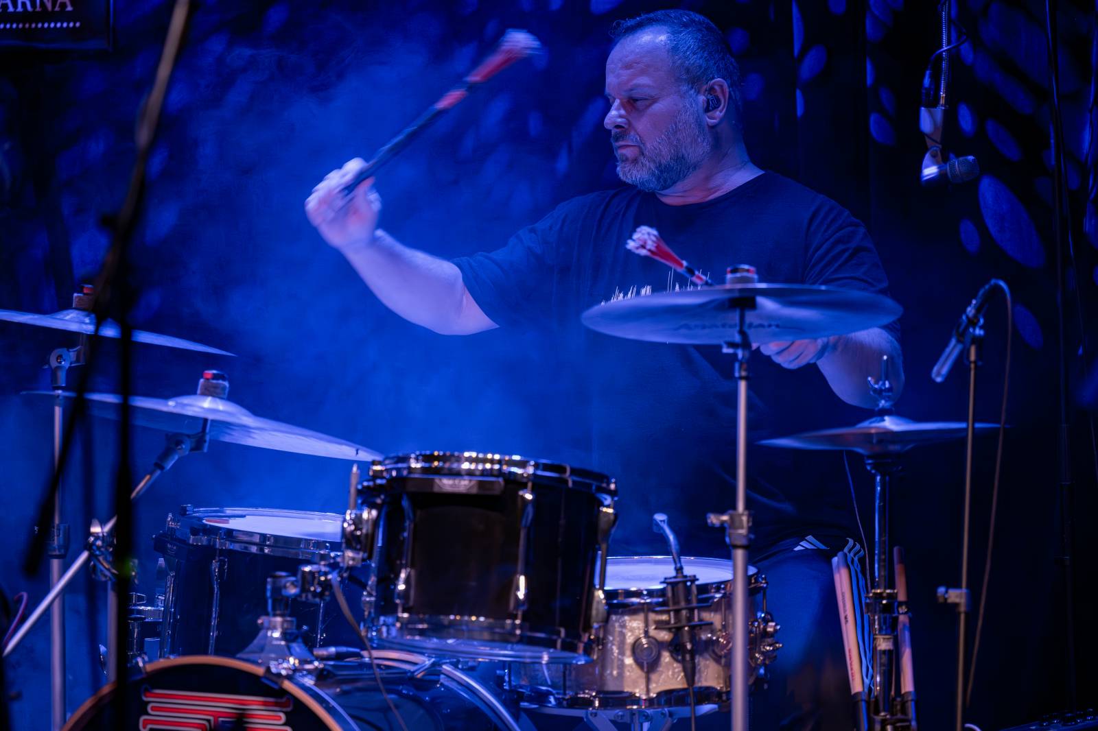 Ondřej Fencl a Hromosvod oslavili v Malostranské besedě třicet let na scéně