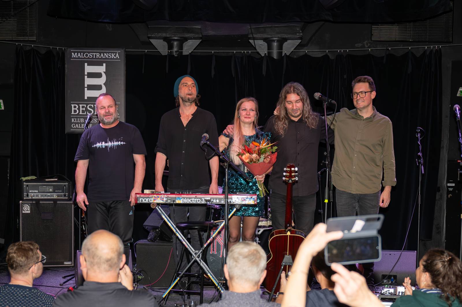 Ondřej Fencl a Hromosvod oslavili v Malostranské besedě třicet let na scéně